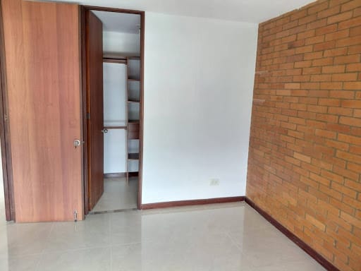 Apartamento de 2 alcobas en arriendo en Patio Bonito, Medellín, 70 m² · foto 14 de 19