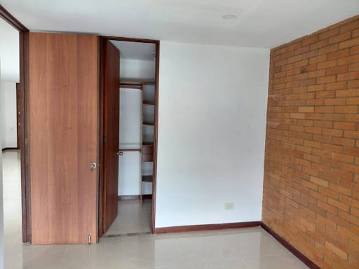 Apartamento de 2 alcobas en arriendo en Patio Bonito, Medellín, 70 m² · foto 15 de 19