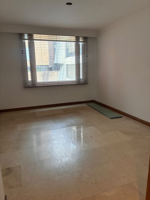 Apartamento de 3 alcobas en arriendo en Los Rosales, Bogotá, 197 m² · foto 11 de 11