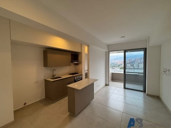 Apartamento de 3 alcobas en arriendo en Las Vegas, Envigado, 80 m² · foto 5 de 17