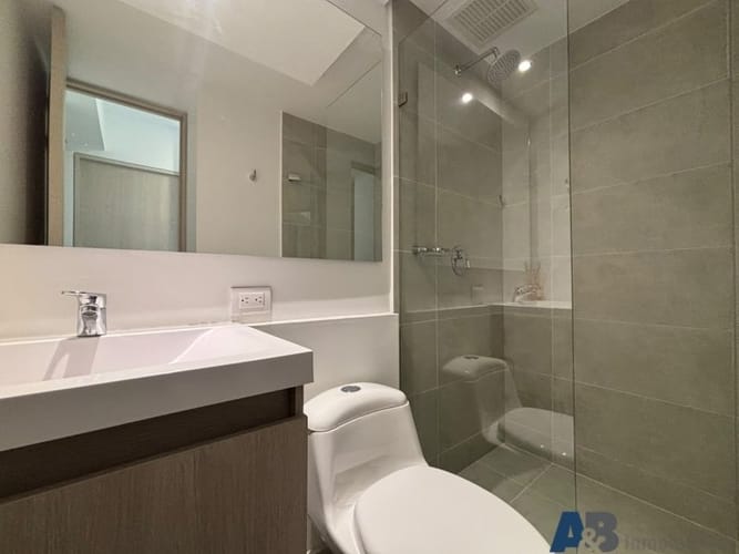 Apartamento de 3 alcobas en arriendo en Las Vegas, Envigado, 80 m² · foto 11 de 17