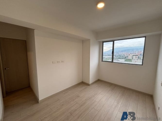 Apartamento de 3 alcobas en arriendo en Las Vegas, Envigado, 80 m² · foto 15 de 17