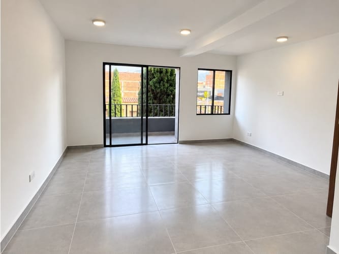 Apartamento de 2 alcobas en arriendo en Obrero, Envigado, 98 m² · foto 2 de 10