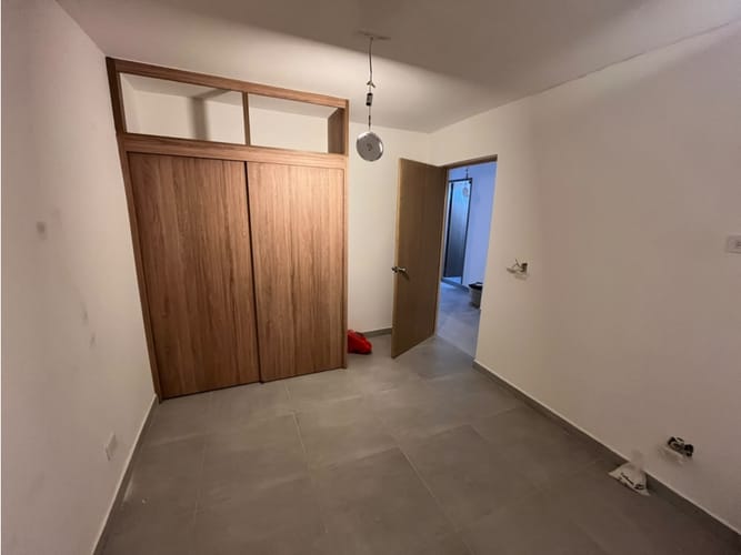 Apartamento de 2 alcobas en arriendo en Obrero, Envigado, 98 m² · foto 3 de 10
