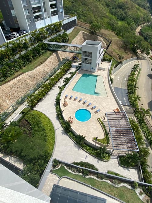 Apartamento de 4 alcobas en venta en Santa Teresita, Cali, 198 m² · foto 23 de 24