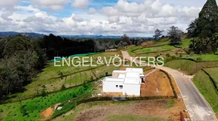 Lote en venta en Cabeceras De Llanogrande, Rionegro · foto 4 de 5