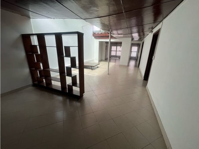 Local en arriendo en Mesa, Envigado, 230 m² · foto 3 de 8