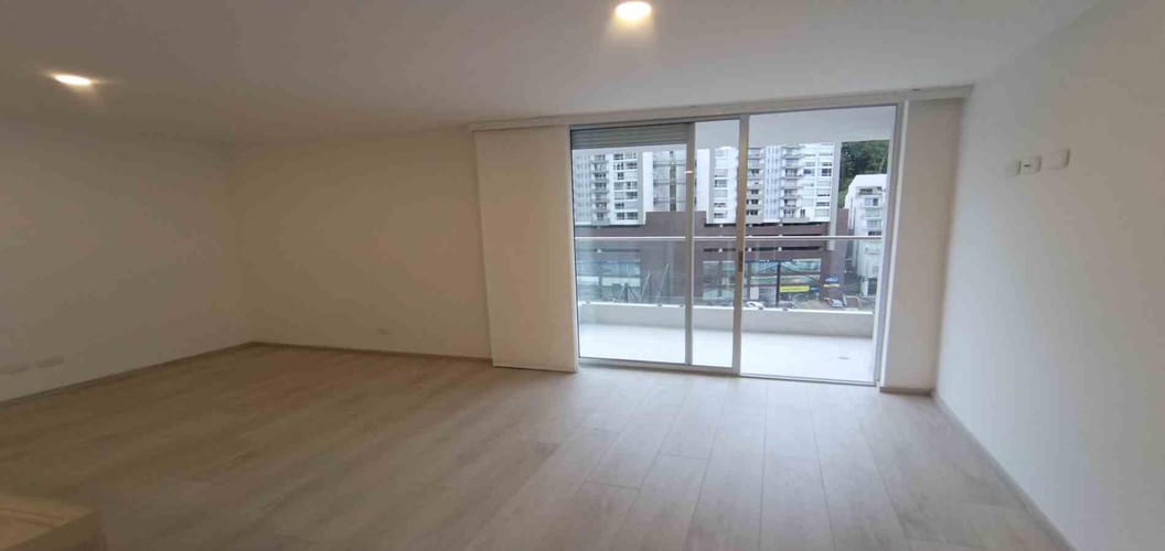 Apartamento de 2 alcobas en arriendo en Baja Suiza, Manizales, 58 m² · foto 3 de 19