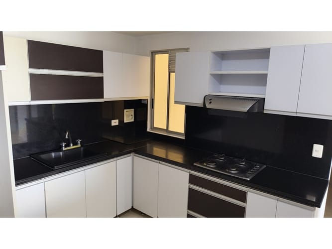 Apartamento de 4 alcobas en venta en El Vergel, Neiva, 176 m² · foto 9 de 20