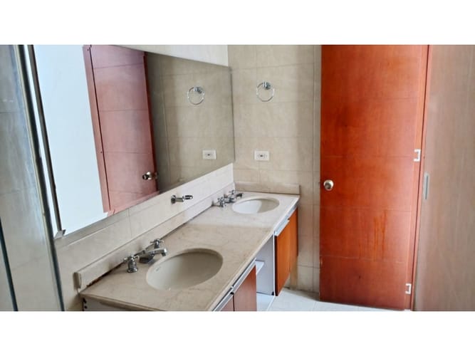 Apartamento de 4 alcobas en venta en El Vergel, Neiva, 176 m² · foto 11 de 20