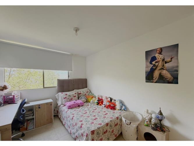 Apartamento de 2 alcobas en venta en El Poblado, Medellín, 121 m² · foto 5 de 13