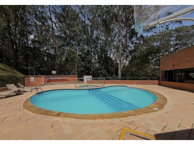 Apartamento de 2 alcobas en venta en El Poblado, Medellín, 121 m² · foto 12 de 13