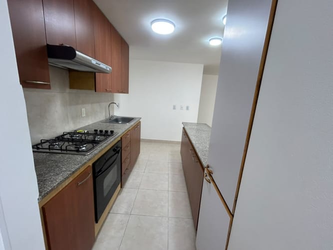 Apartamento de 3 alcobas en arriendo en Zuñiga, Envigado, 84 m² · foto 6 de 18