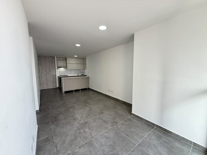 Apartamento de 3 alcobas en arriendo en Aves Maria, Sabaneta, 85 m² · foto 4 de 17