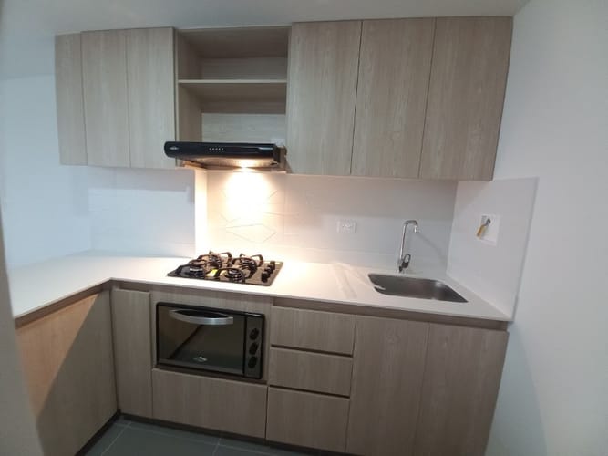 Apartamento de 3 alcobas en arriendo en Santa Fe, Medellín, 85 m² · foto 4 de 23
