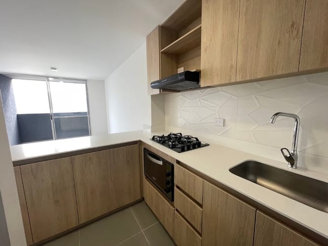 Apartamento de 3 alcobas en arriendo en Santa Fe, Medellín, 85 m² · foto 8 de 23