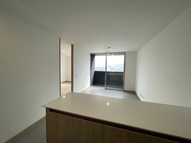 Apartamento de 3 alcobas en arriendo en Santa Fe, Medellín, 85 m² · foto 10 de 23