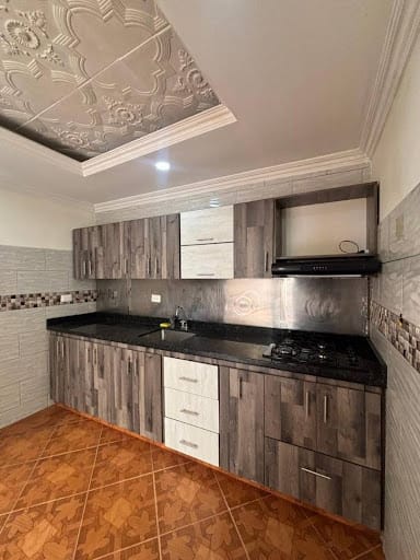 Casa de 6 alcobas en venta en La America, Medellín, 218 m² · foto 4 de 24