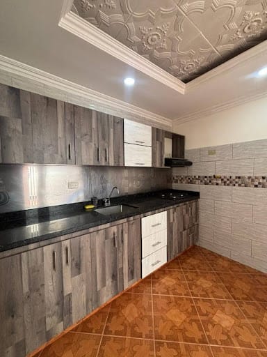 Casa de 6 alcobas en venta en La America, Medellín, 218 m² · foto 5 de 24