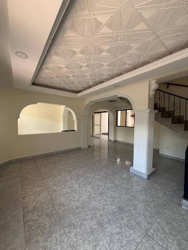Casa de 6 alcobas en venta en La America, Medellín, 218 m² · foto 16 de 24