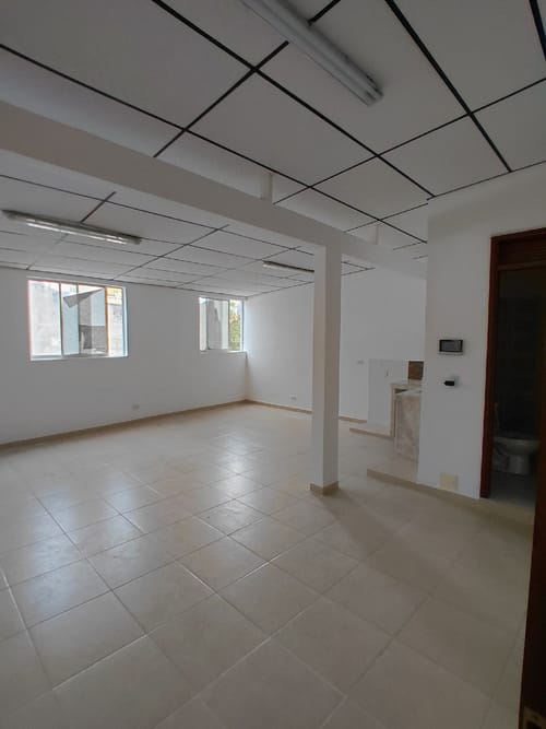 Local en arriendo en Guayaquil, Cali, 50 m² · foto 8 de 14