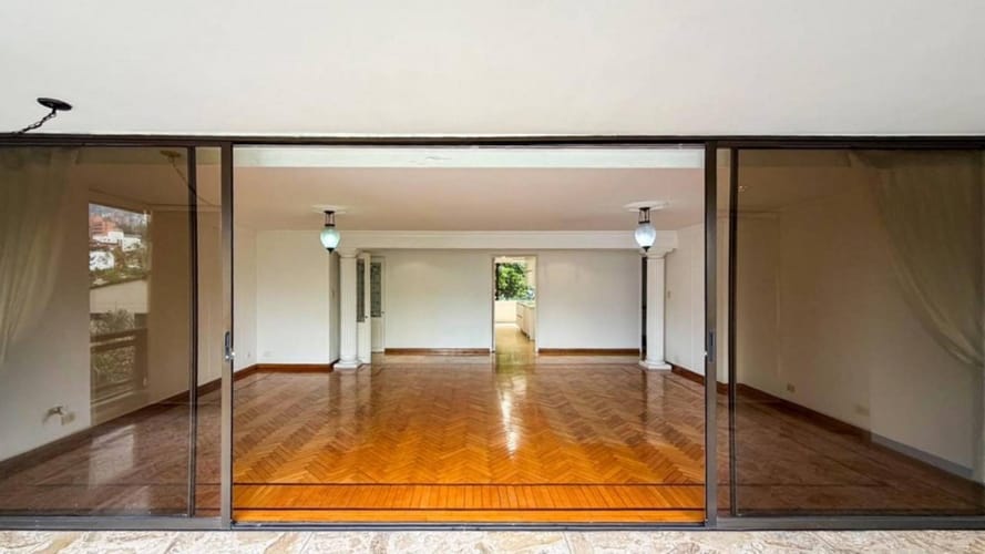 Apartamento de 3 alcobas en venta en La Florida, Medellín, 217 m² · foto 3 de 16