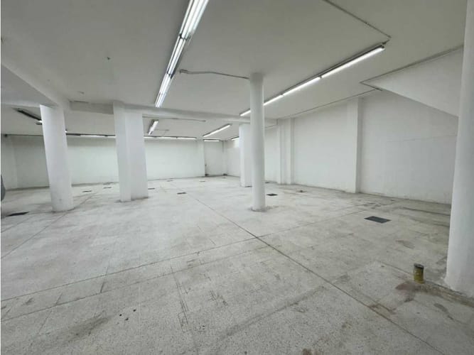 Local en arriendo en Zona Centro, Envigado, 197 m² · foto 2 de 6