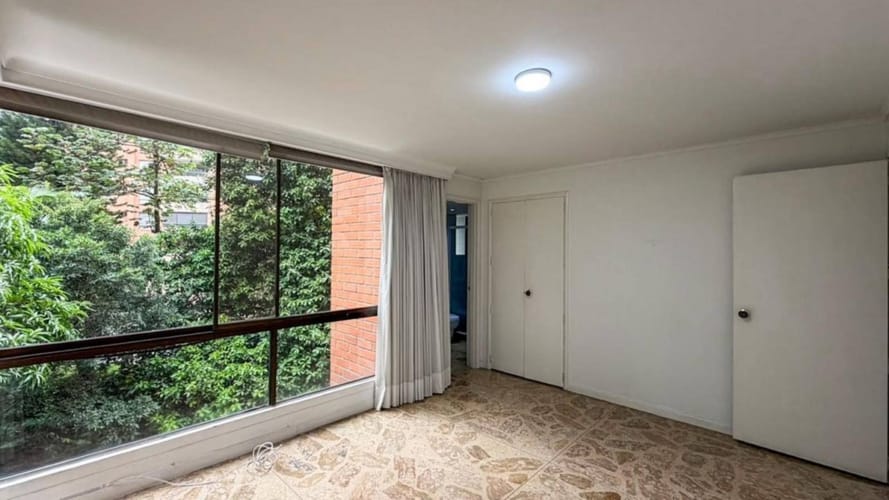Apartamento de 3 alcobas en venta en La Florida, Medellín, 217 m² · foto 10 de 16