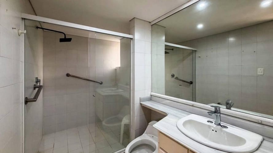 Apartamento de 3 alcobas en venta en La Florida, Medellín, 217 m² · foto 13 de 16