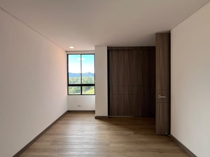 Apartamento de 2 alcobas en arriendo en Los Salados, El Retiro, 67 m² · foto 10 de 18