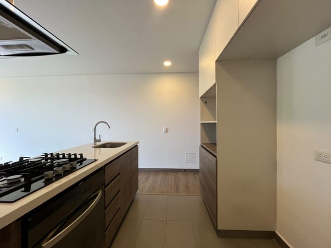 Apartamento de 2 alcobas en arriendo en Los Salados, El Retiro, 67 m² · foto 3 de 18