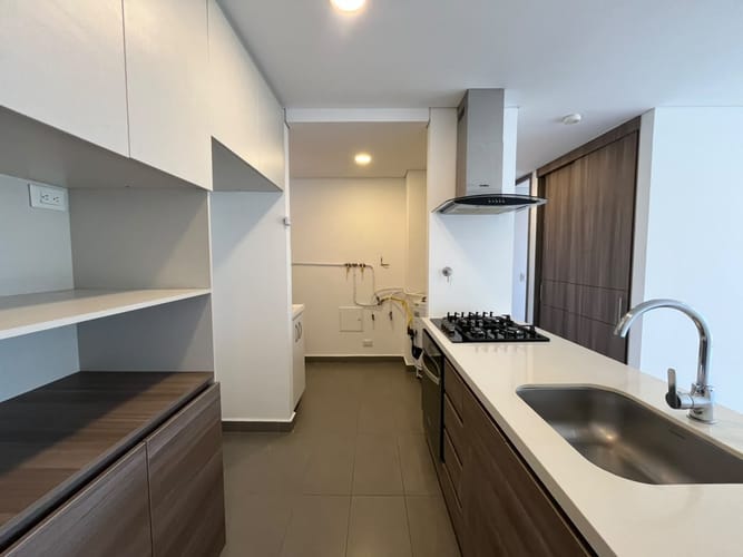 Apartamento de 2 alcobas en arriendo en Los Salados, El Retiro, 67 m² · foto 4 de 18