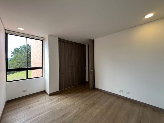 Apartamento de 2 alcobas en arriendo en Los Salados, El Retiro, 67 m² · foto 15 de 18