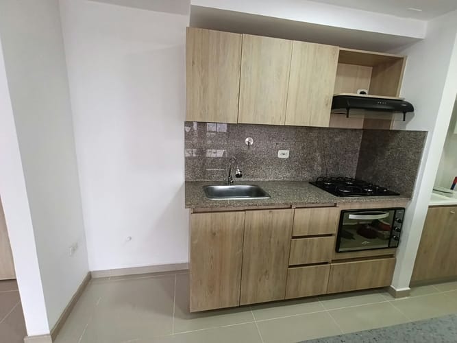 Apartamento de 2 alcobas en arriendo en Ditaires, Itagüí, 90 m² · foto 3 de 13