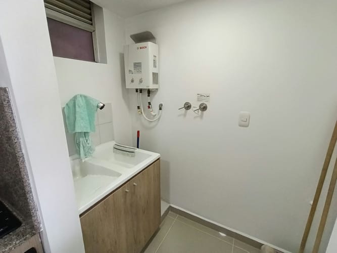 Apartamento de 2 alcobas en arriendo en Ditaires, Itagüí, 90 m² · foto 4 de 13