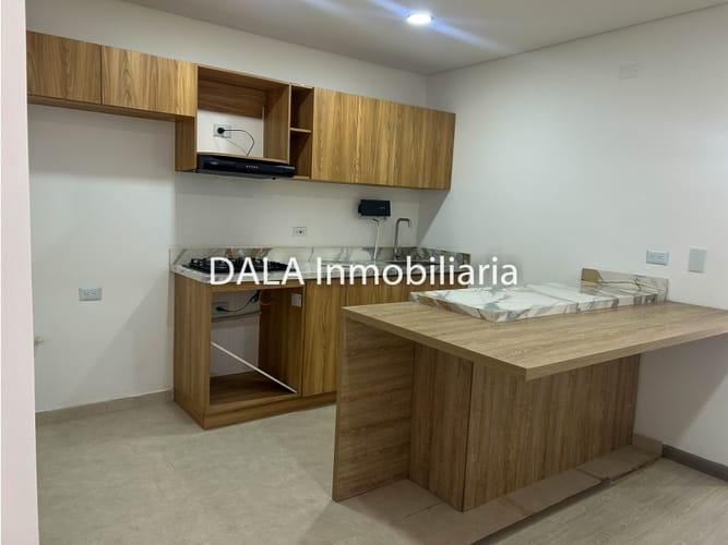 Casa de 4 alcobas en venta en Cota, 141 m² · foto 3 de 24