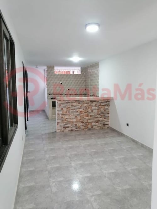 Casa de 9 alcobas en venta en Patios Centro, Los Patios, 270 m² · foto 3 de 24