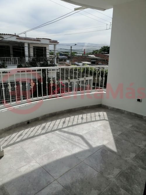 Casa de 9 alcobas en venta en Patios Centro, Los Patios, 270 m² · foto 12 de 24
