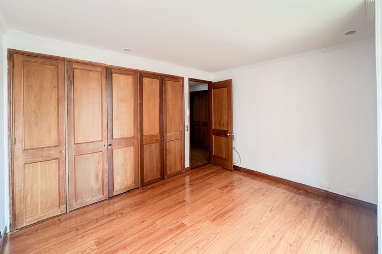 Apartamento de 3 alcobas en venta en Chico Norte, Bogotá, 163 m² · foto 15 de 21