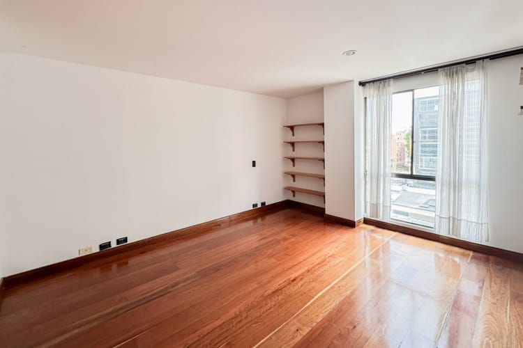 Apartamento de 3 alcobas en venta en Chico Norte, Bogotá, 163 m² · foto 16 de 21