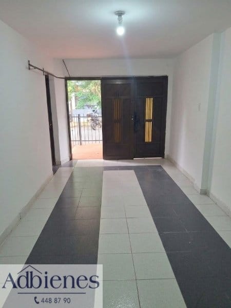 Local en arriendo en San Joaquin, Medellín, 23 m² · foto 2 de 4