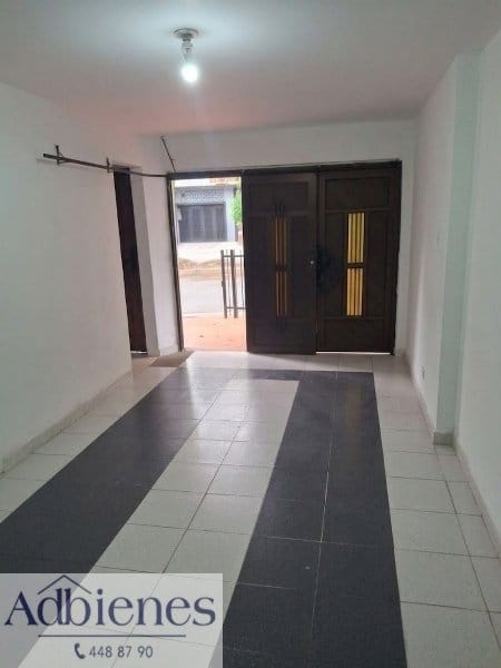 Local en arriendo en San Joaquin, Medellín, 23 m² · foto 3 de 4