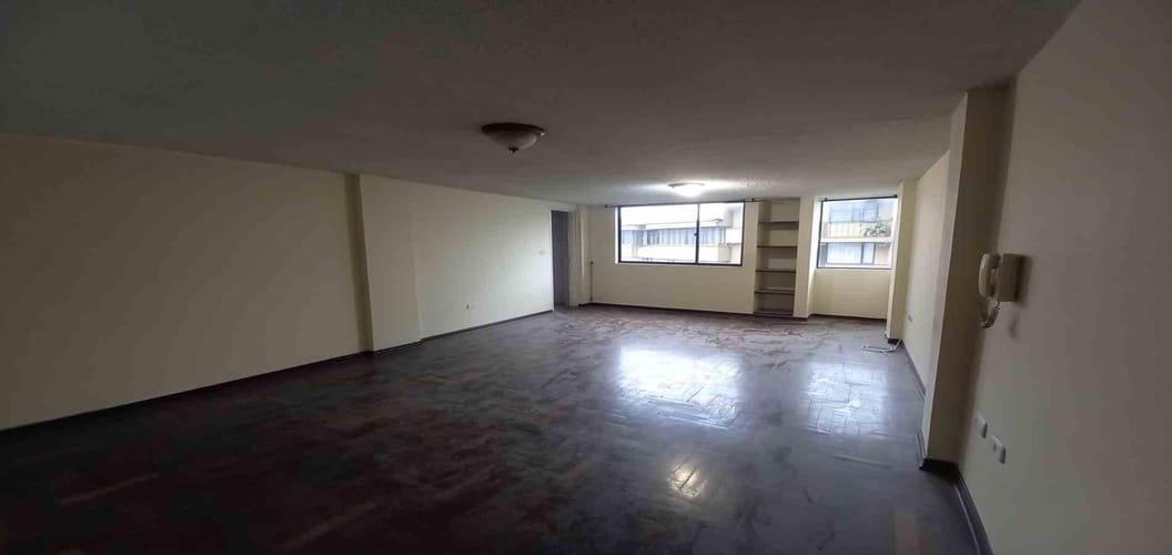 Apartamento de 4 alcobas en arriendo en La Rambla, Bogotá, 98 m² · foto 2 de 23