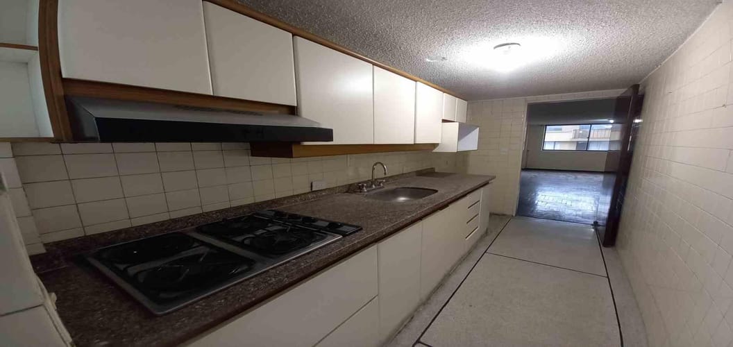 Apartamento de 4 alcobas en arriendo en La Rambla, Bogotá, 98 m² · foto 6 de 23