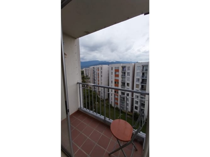 Apartamento de 2 alcobas en arriendo en Cr. Los Naranjos, Jamundí, 56 m² · foto 5 de 13