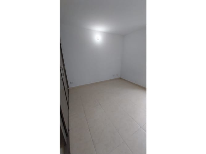 Apartamento de 2 alcobas en arriendo en Cr. Los Naranjos, Jamundí, 56 m² · foto 11 de 13