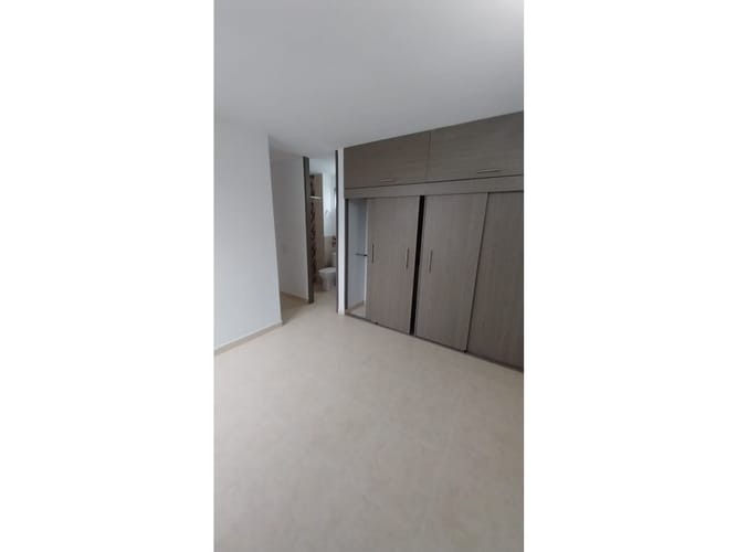 Apartamento de 2 alcobas en arriendo en Cr. Los Naranjos, Jamundí, 56 m² · foto 12 de 13