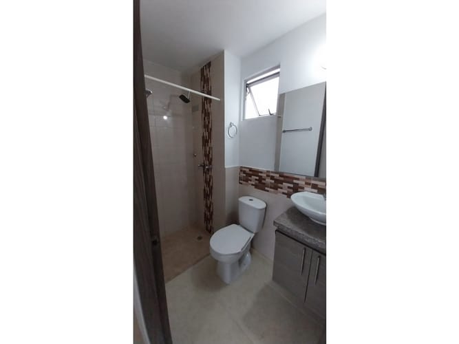Apartamento de 2 alcobas en arriendo en Cr. Los Naranjos, Jamundí, 56 m² · foto 13 de 13