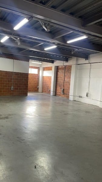 Bodega en arriendo en San Jose Obrero, Bello, 220 m² · foto 15 de 17