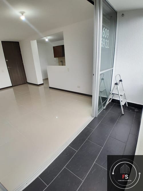 Apartamento de 2 alcobas en arriendo en Las Cometas, Envigado, 70 m² · foto 3 de 17
